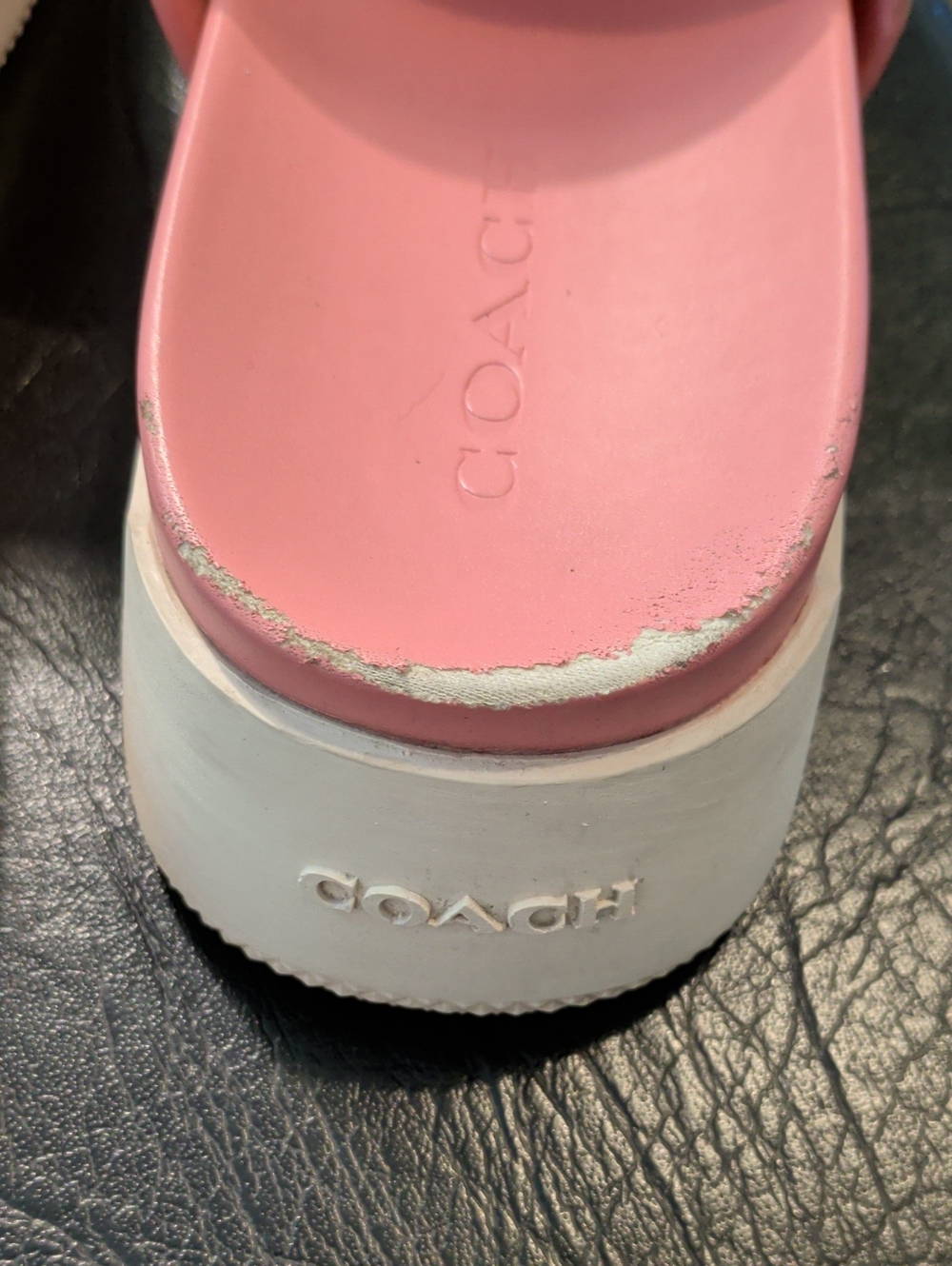 COACH gable leather sandal in bubblegum - size 39 (8.5) - Picture 5 of 10